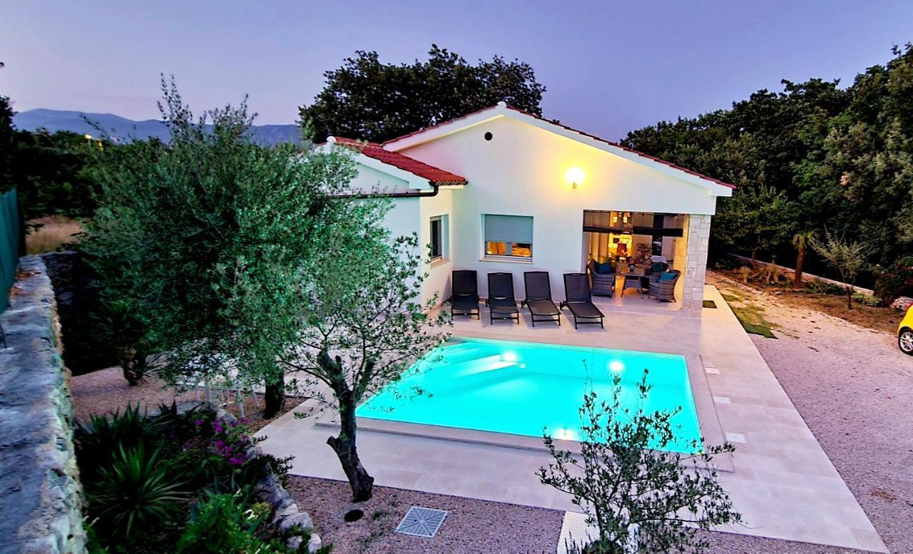 Villa Nevera Omišalj Dış mekan fotoğraf