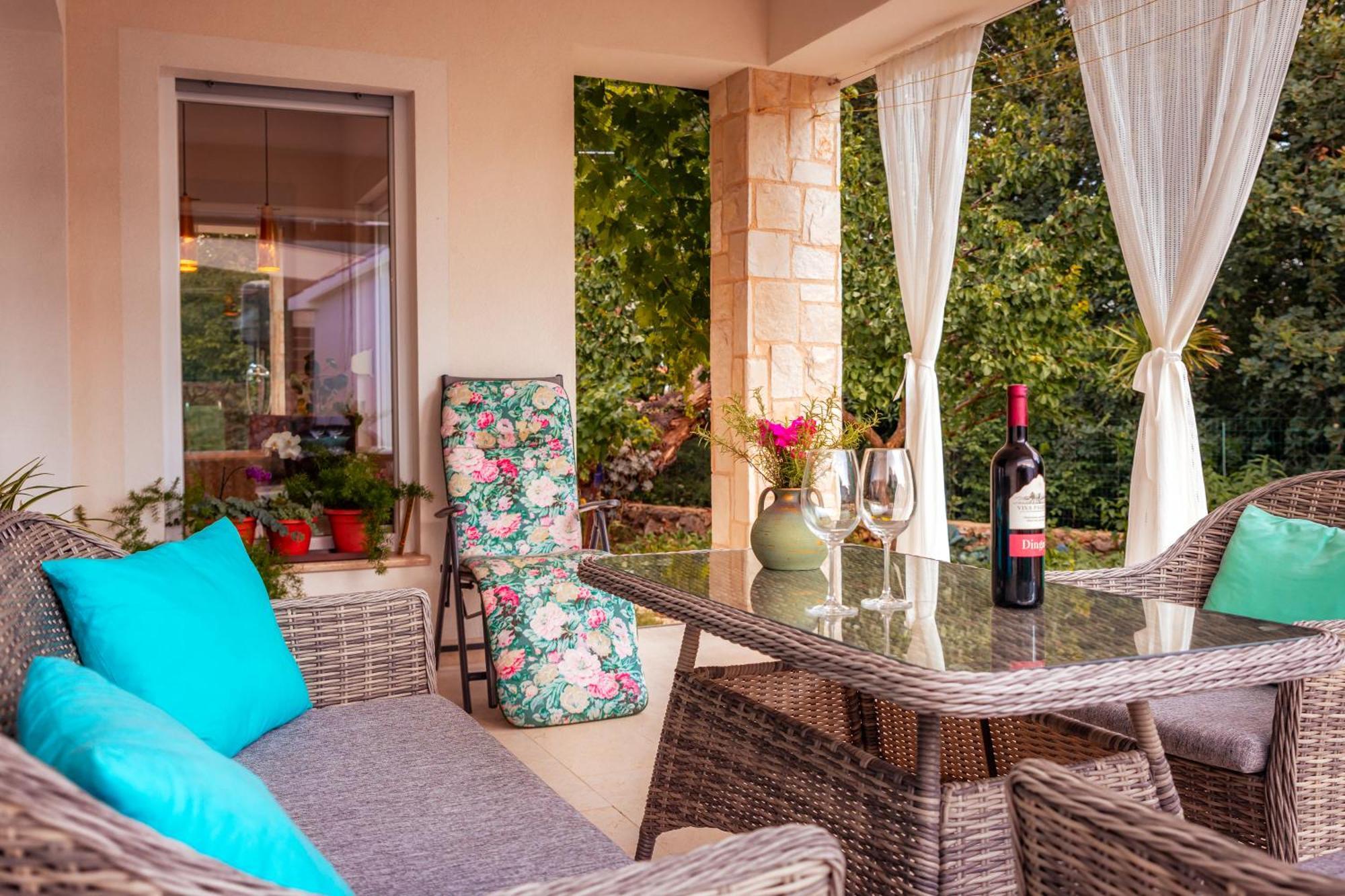 Villa Nevera Omišalj Dış mekan fotoğraf